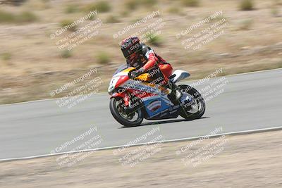 media/Apr-20-2025-AHRMA (Sun) [[393a79c373]]/Race/Group 4/Turn 4b/